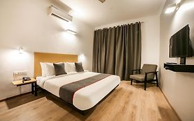Hotel King Plaza Near Delhi Airport