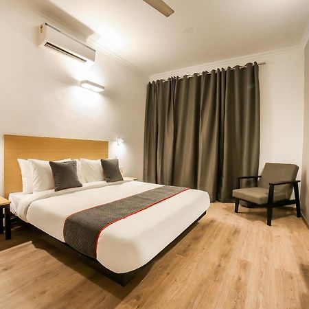 Hotel King Plaza Near Delhi Airport New Delhi Exterior photo