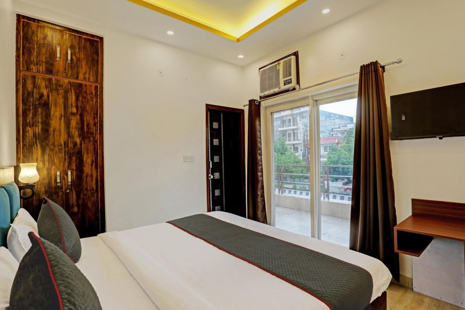 Hotel King Plaza Near Delhi Airport New Delhi Exterior photo