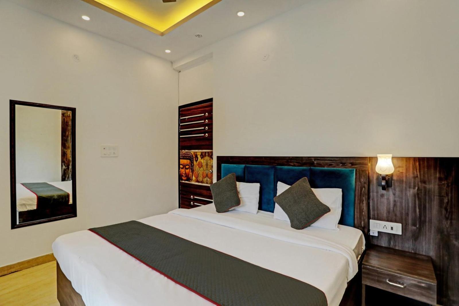 Hotel King Plaza Near Delhi Airport New Delhi Exterior photo
